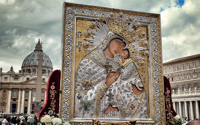 La Madonna dell'Elemosina in Piazza S. Pietro per il Giubileo Mariano